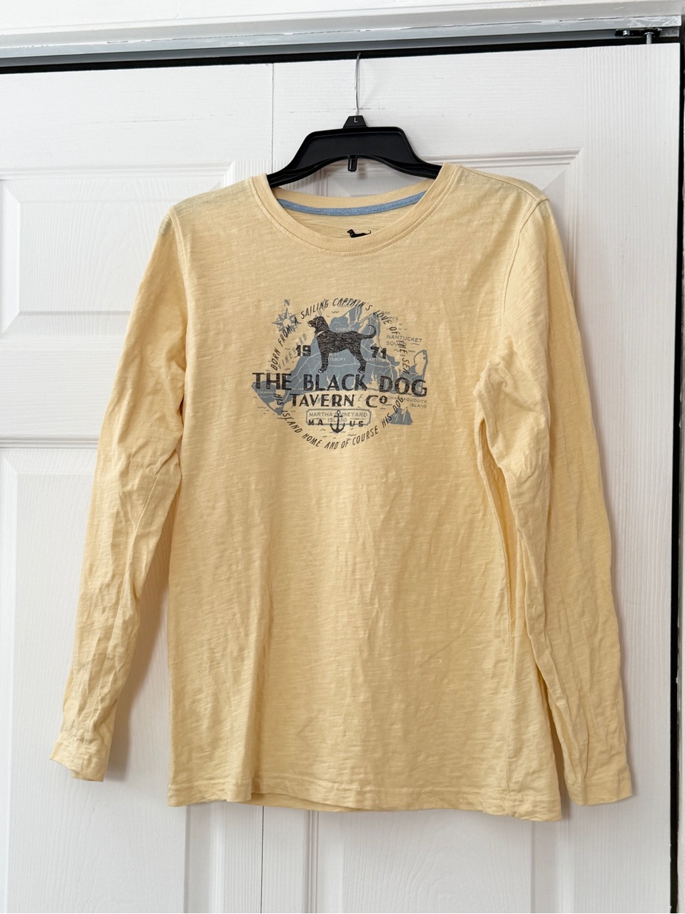 The Black Dog Yellow Cream Long-Sleeve Women’s Graphic Tee